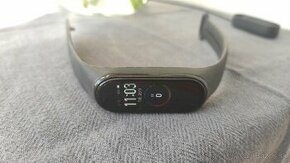 Predam smart hodinky Mi Band 4