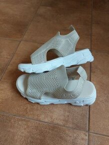 Pohodlná obuv - NOVÁ