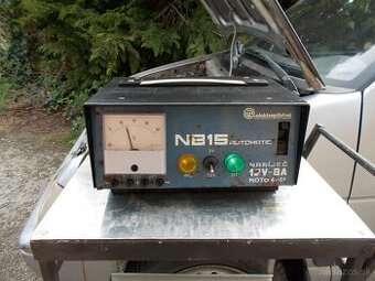 Nabijačka NB 15 Automatic 12V 8Amp