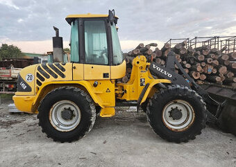 kolesový nakladač VOLVO L45B