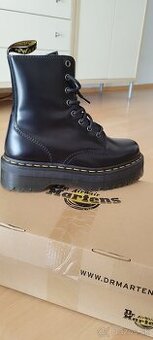 členkové čižmy Dr.Martens
