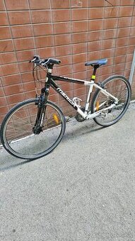 Merida cross 46, ľahký trekingový bicykel