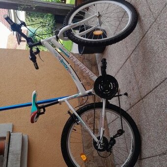 Dievčenský bicykel