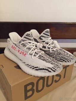 Yeezy Boost 350 V2 Zebra