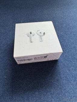 Apple AirPods 4