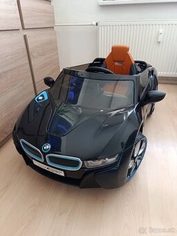 Elektrické auto