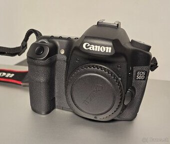 Zrkadlovka Canon EOS 50D a príslušenstvo