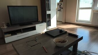 Hladám samostatnú izbu na prenájom