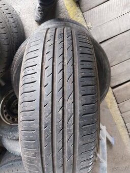 Pneu 205/55R16
