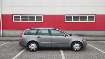 Predám Volvo V50 2.0D (r.v. 10/2004)