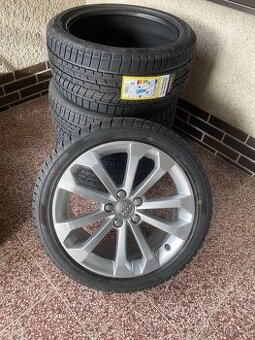 zimné 245/40 r18