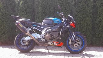 Aprilia Tuono 1000R Factory Carbon full Akrapovic