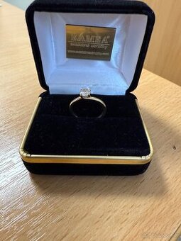 Predám zásnubný prsteň zo žltého zlata