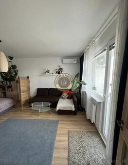 Veľký 1-izb. byt s klímou a balkónom na prenájom | DÚBRAVKA