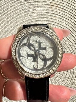 Guess  hodinky / dámske + darček naušnice Guess