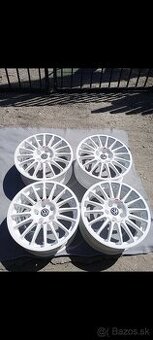 5x112 R17 O.Z SUPERTURISMO GT WRC ET30 8j