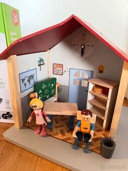 Domcek dreveny pre babiky, PC 20