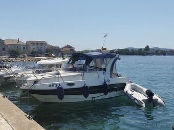 LOĎ ITALMAR, CABIN 23 + motor 225hp + dvouosí vlek