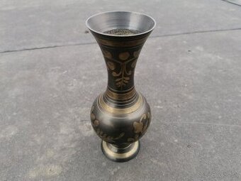 Predám mosadzná váza