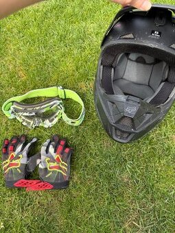 MX / MTB prilba FOX + okuliare a rukavice (XS)