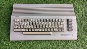 Počítač Commodore a príslušenstvo...