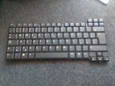predám klávesnicu z notebooku HP nx6310