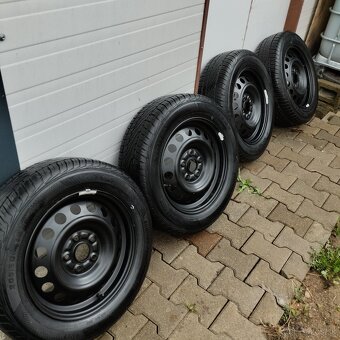 .Predám letnú sadu 205/60 r16 5x114,3 - Suzuki sx4
