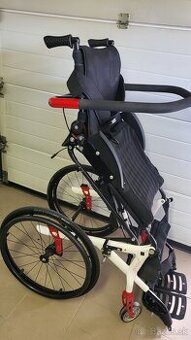 invalidny vozík LEVO 48cm s elektrickou vertikalizaciou