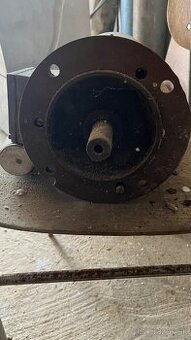 Asynchro motor