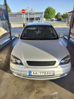Opel Astra 1.4 benzín