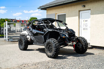 Can-Am MAVERICK X3 Turbo XRS