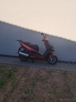 Aprilia leonardo 125