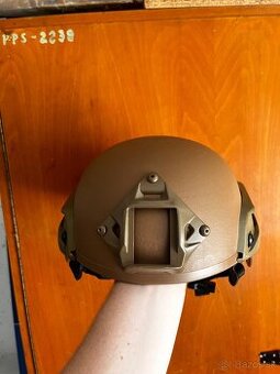 Airsoft helma MICH 2000 Delta Armory Tan
