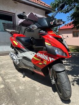 APRILIA SR50