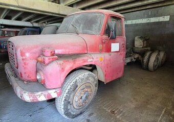 Tatra 148