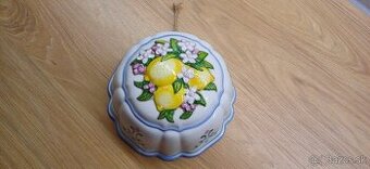 Porcelánová forma na bábovku