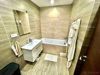 SIMI real - 2 izbový byt na skok do centra mesta - 57 m2