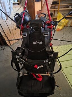 Motorový paragliding