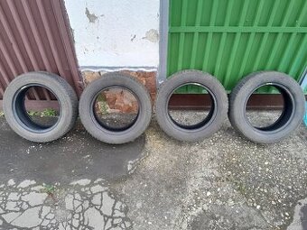 Predám zimné pneumatiky 185/60 R14