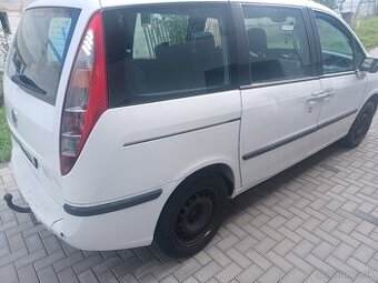 Predam Fiat Ulysse 2.0 JTD,počet miest 7