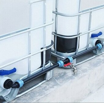 prepojenie 2ks IBC nádrží