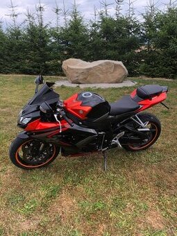 Suzuki gsxr 750