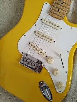 EPIPHONE STRATOCASTER