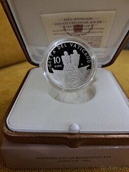 Vatikan Benedikt XVI 2011 minca striebro