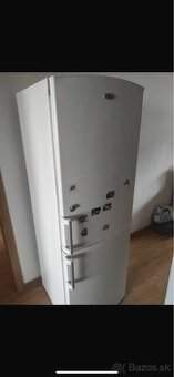 Chladnička s mrazakom