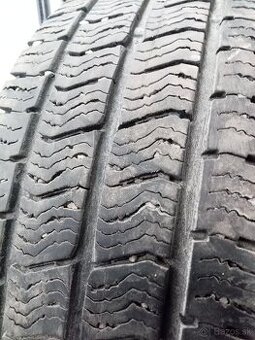 225/70 R15 C Barum SnowVanis 3