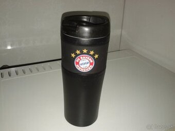 termohrnček FC Bayern Mníchov (objem 0,5 litra)