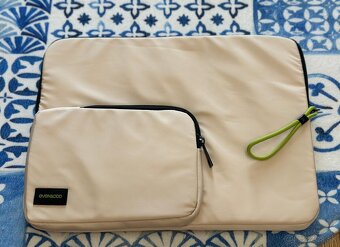 Beige obal na notebook