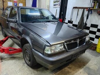 Lancia thema 2.0 16v