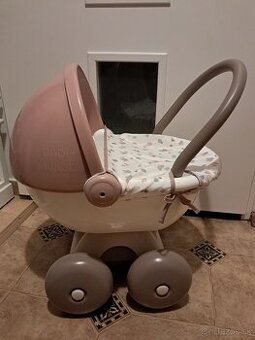 Značkový kočiarik pre dievcatko Baby nurse